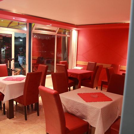 Villa Jadran Apartments Bar Esterno foto