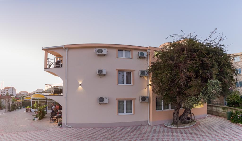 Villa Jadran Apartments Bar Esterno foto